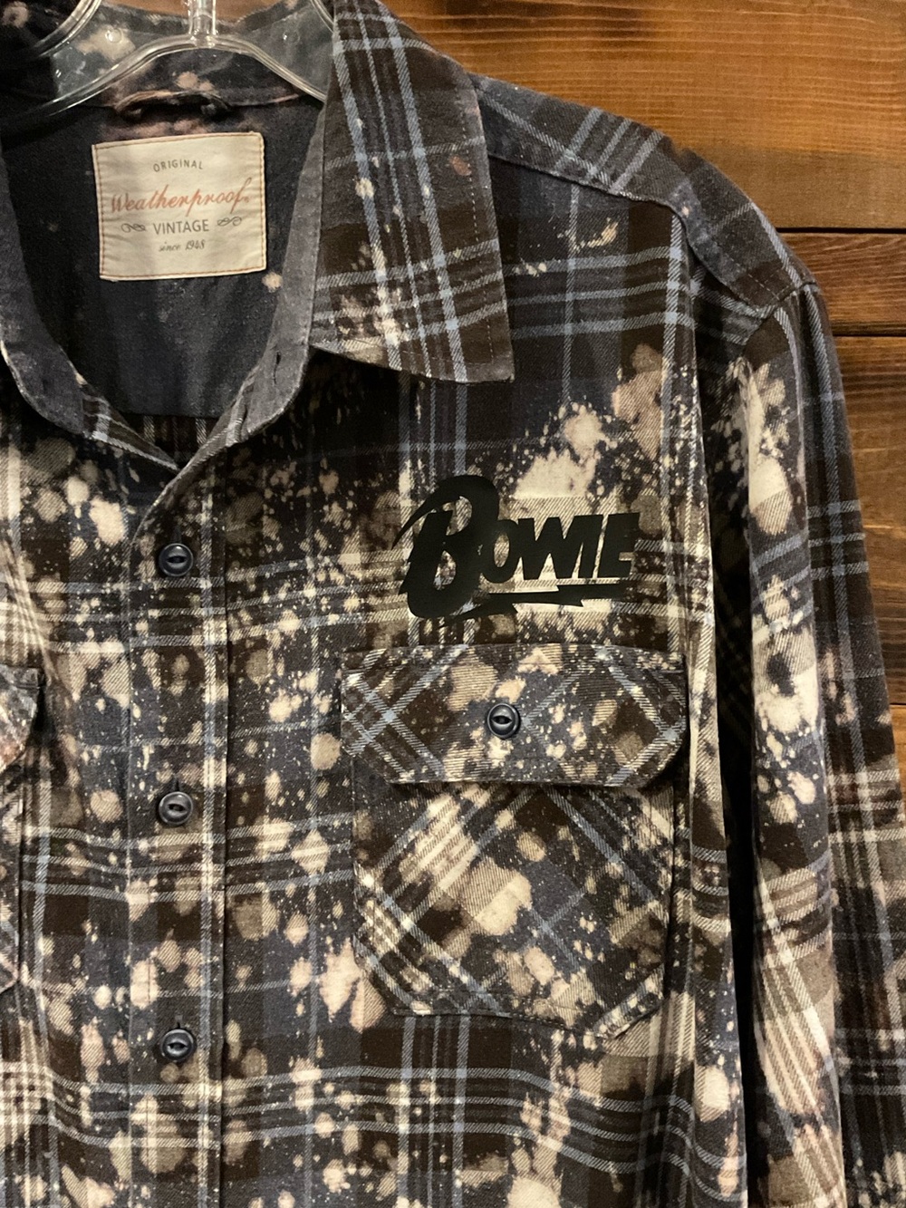 CUSTOM David Bowie “Life on Mars” Bleached Flannel Shirt
MENS Large (Women’s) - Picture 10 of 10